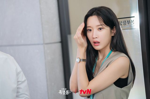 백수정 역 문가영 / tvN 드라마 〈그놈은 흑염룡〉 스틸