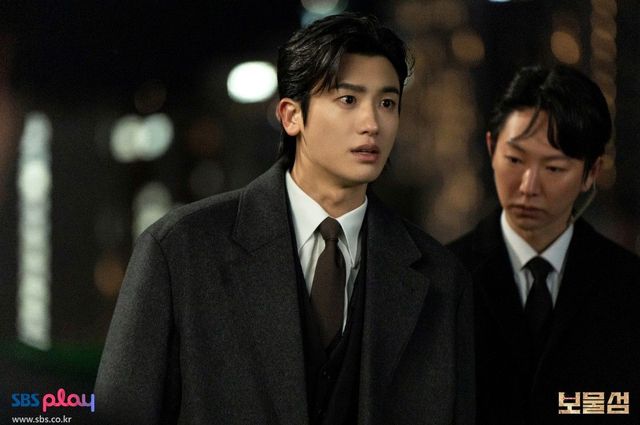 디즈니+ 시리즈 〈하이퍼나이프〉 스틸