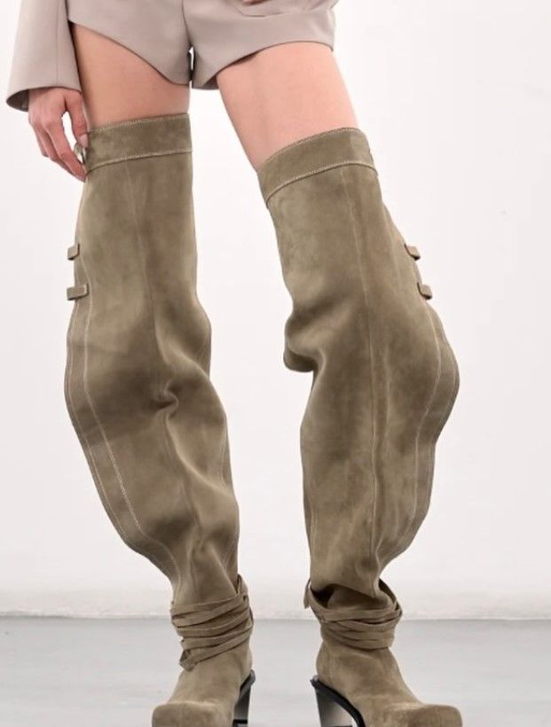 DIDU SS25 high-thigh boots 
