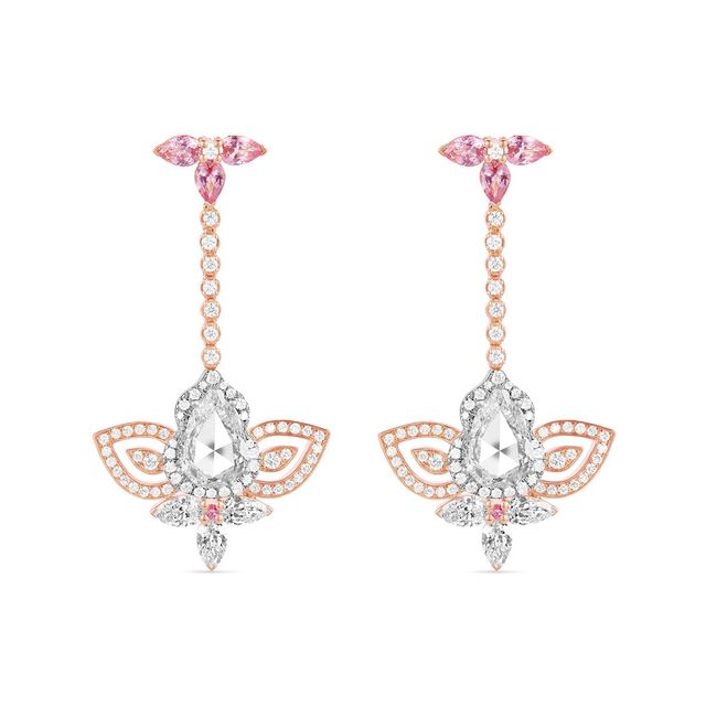 임윤아가 착용한 다이아몬드와 핑크 사파이어가 세팅된 ‘울루 다이아몬드 로터스’ 컬렉션 귀고리. 