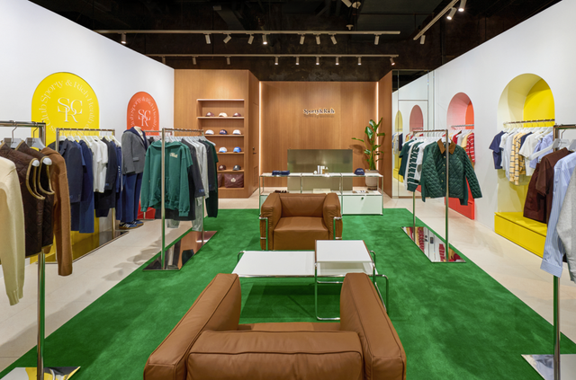 롯데백화점 에비뉴엘 월드타워점 5층에 위치한 스포티앤리치 전경 