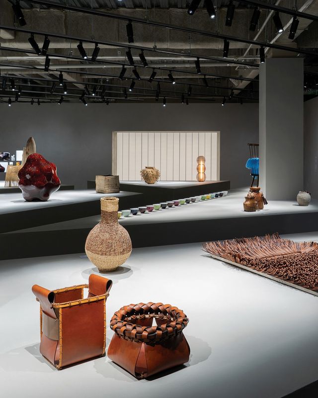 로에베가 전 세계 장인들과 나눈 연대의 방증, ‘United in Craft’. 