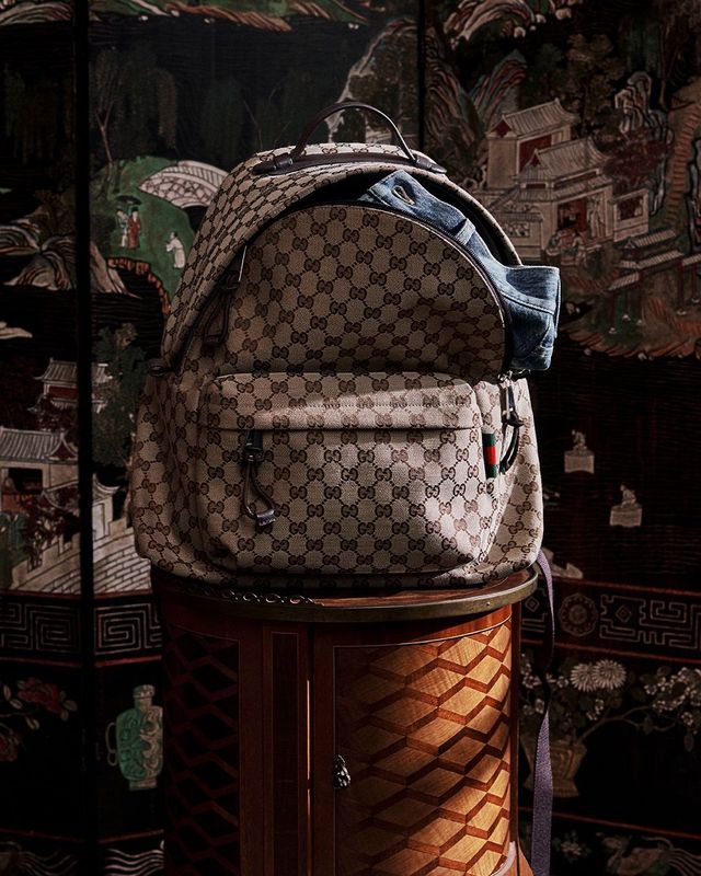 GUCCI GG 캔버스 미디엄 백팩, 3백40만원 