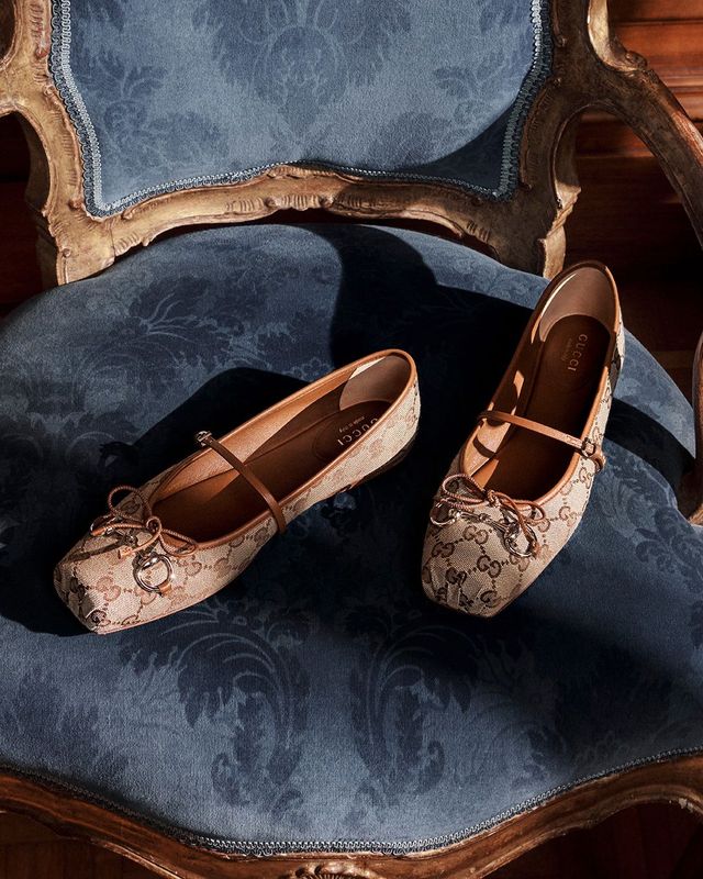 GUCCI 홀스빗 플랫 슈즈, 1백26만원 