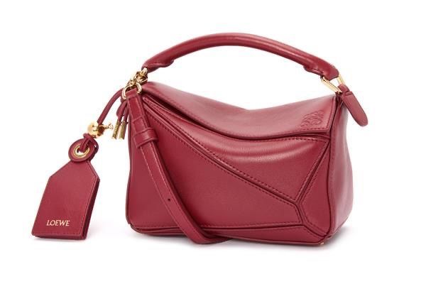 LOEWE 페더라이트 퍼즐백 미니 4백80만원