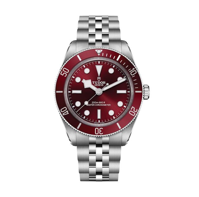  버건디 다이얼·베젤의 ‘블랙 베이 58’ 워치. 