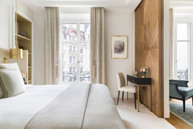 Executive Suite bedroom 