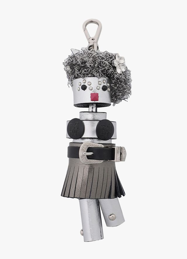 E.B.M 곱슬머리 키링, 17만 9천 원