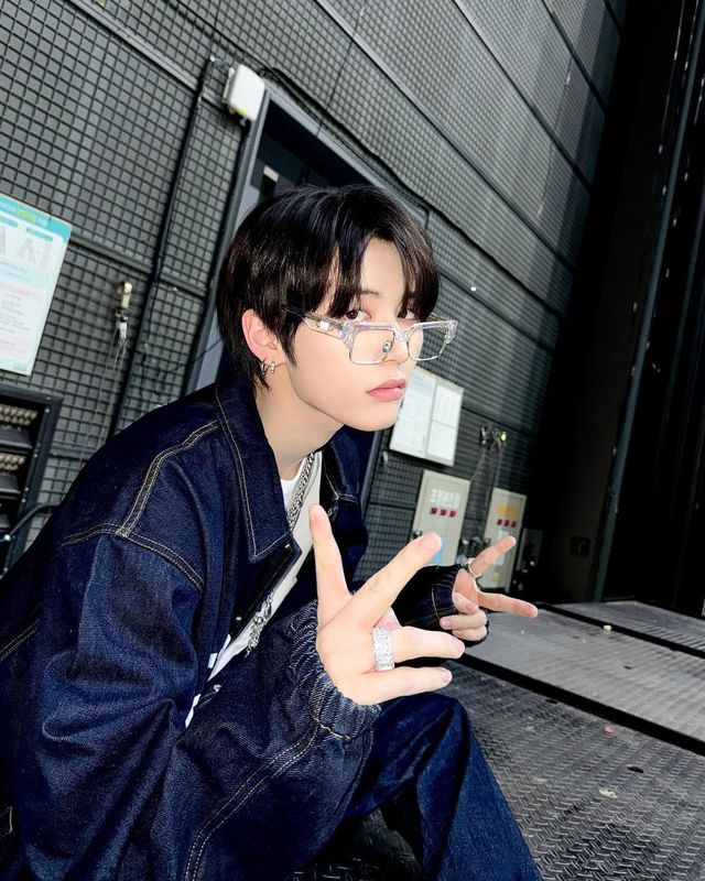 사진/ 보이넥스트도어 X