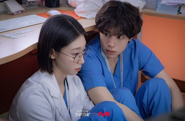 tvN 토일드라마 〈언젠가는 슬기로울 전공의생활〉 스틸