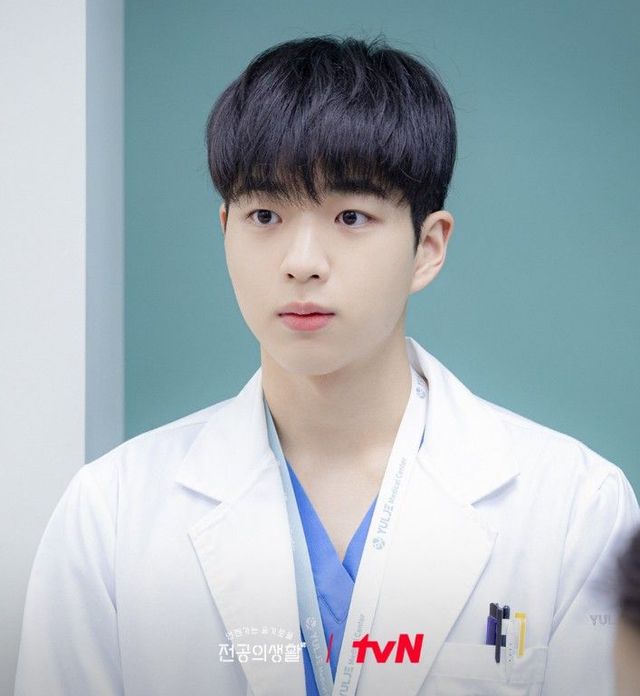 탁기온 역 차강윤 / tvN 드라마 〈언젠가는 슬기로울 전공의생활〉 스틸