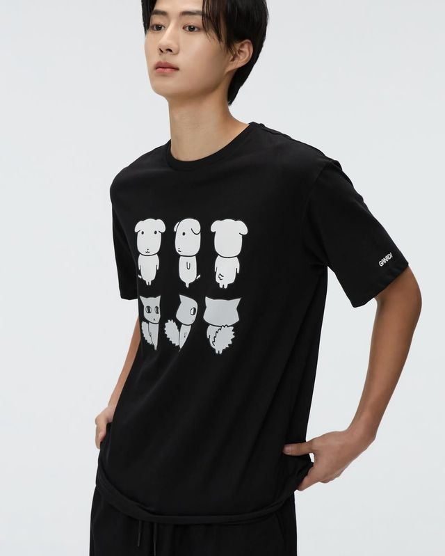 스파오 가나디 반팔 티셔츠, 2만5천9백원 