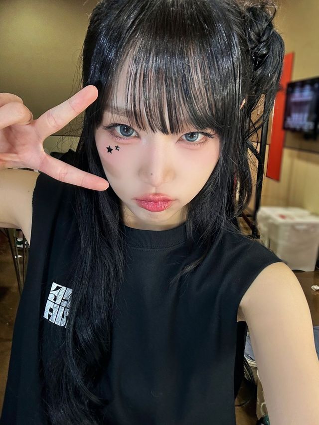 사진/ 최예나 일본 X