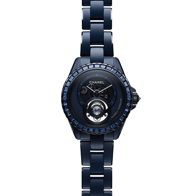  ‘J12 블루 다이아몬드 투르비용’ 워치. 