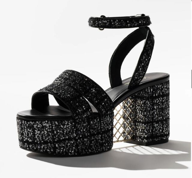 글리터 장식 트위드 샌들 3백 52만원