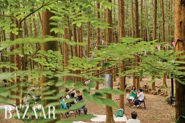  무등산 편백숲에서 진행된 그림책 작가 최향랑의 북토크 현장. 