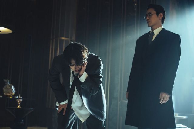 넷플릭스 시리즈 〈광장〉 스틸