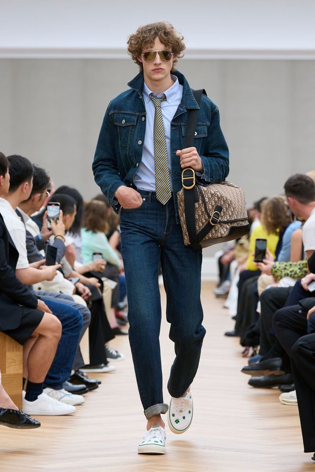 디올 맨 26SS 컬렉션