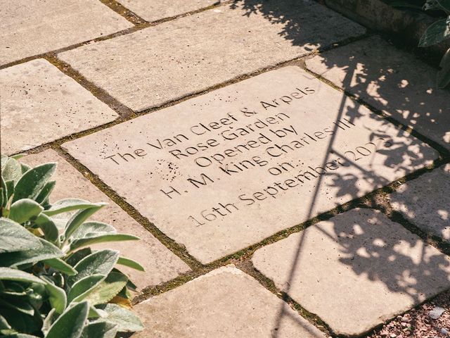 반클리프 아펠 로즈 가든.