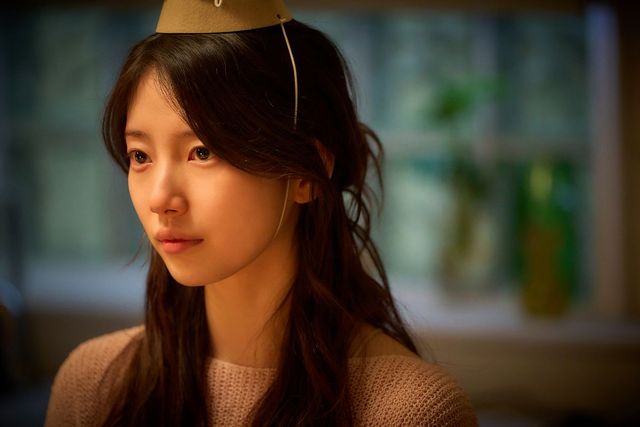 영화 〈실연당한 사람들을 위한 일곱 시 조찬모임〉 스틸