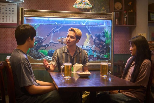 넷플릭스 영화 〈파반느〉 스틸