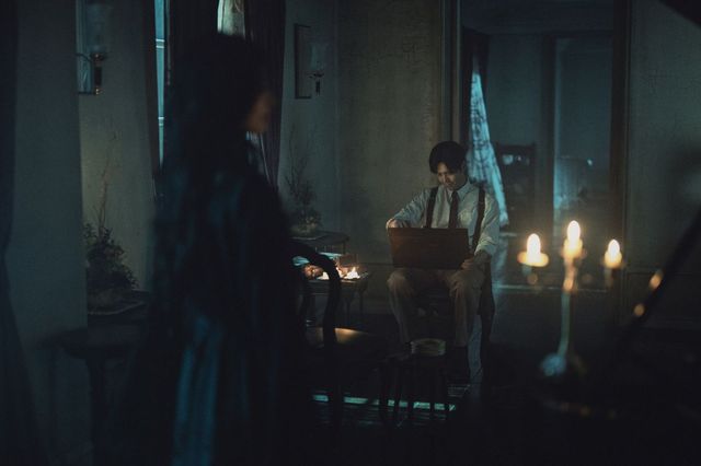 디즈니+ 시리즈 〈현혹〉 스틸