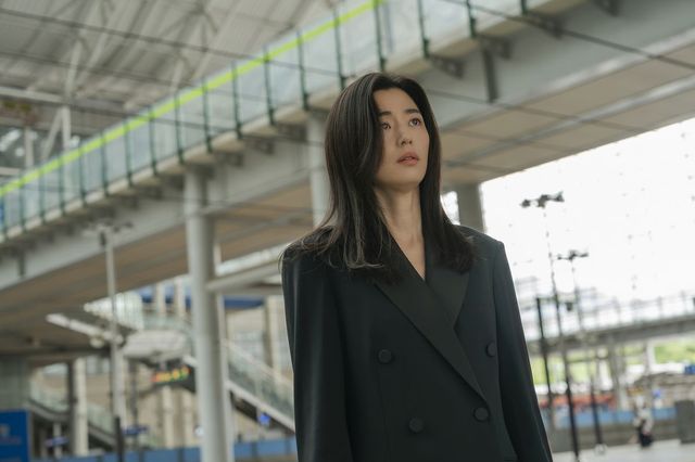 디즈니+ 시리즈 〈북극성〉 스틸