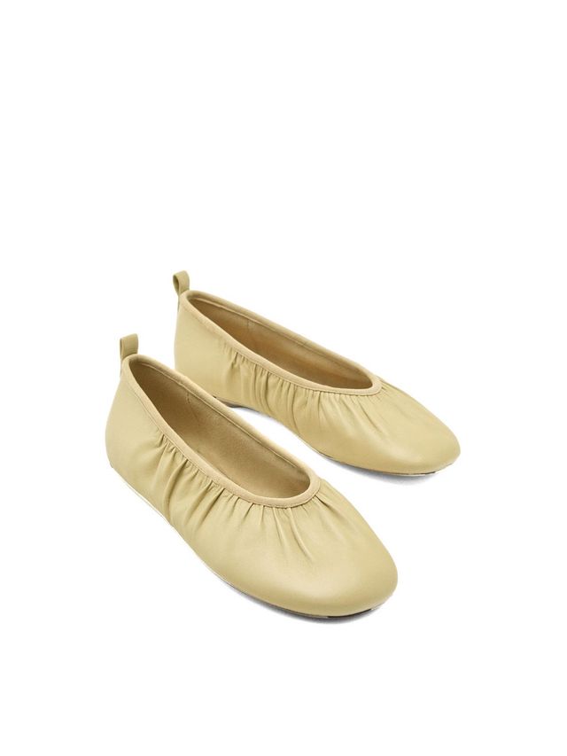 소프트 레더 주름 발레리나