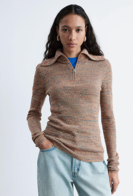 앤아더스토리즈 