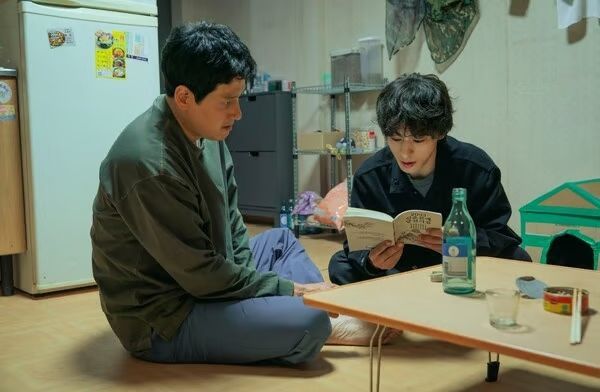 JTBC 토일드라마 〈모두가 자신의 무가치함과 싸우고 있다〉 스틸