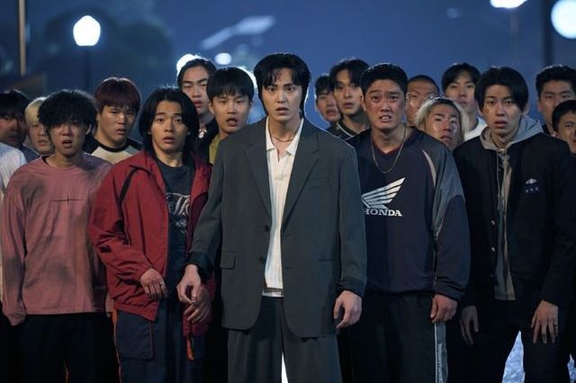 넷플릭스 시리즈 〈참교육〉 스틸
