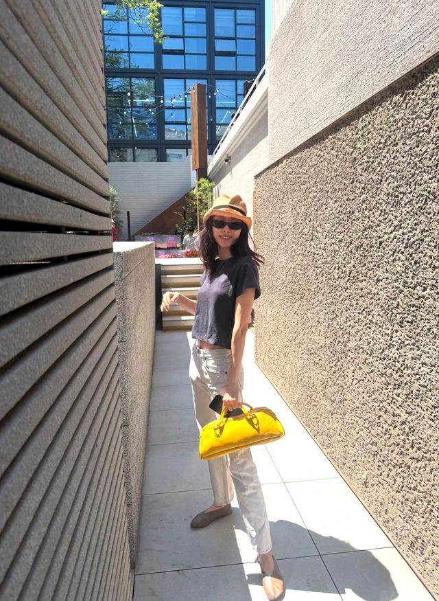 사진/손나은 인스타그램