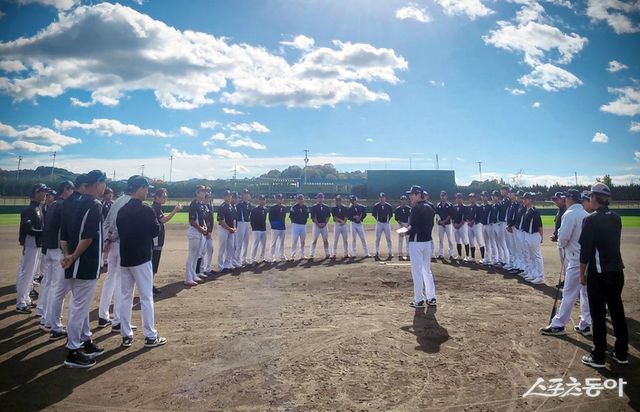 일본 와카야마 가미톤다구장에서 2024시즌 마무리캠프를 마치는 KT 선수단. 사진제공｜KT 위즈