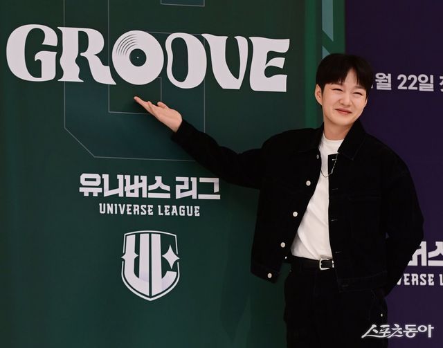 비투비 이창섭이 19일 서울 양천구 목동 SBS에서 열린 SBS 새 오디션 프로그램 ‘유니버스 리그’ 제작발표회에서 포즈를 취하고 있다. 주현희 기자 teth1147@donga.com