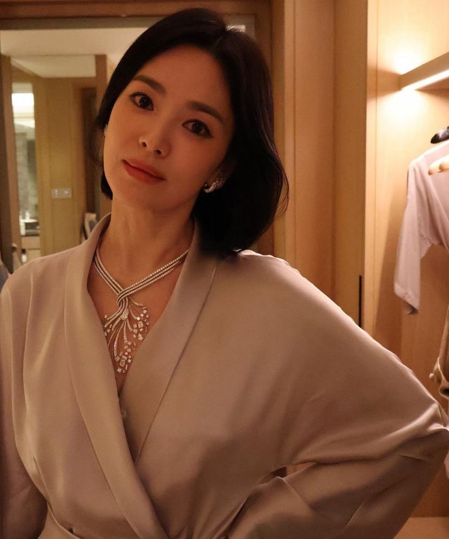 사진출처=송혜교SNS