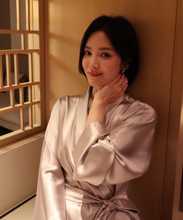 사진출처=송혜교SNS