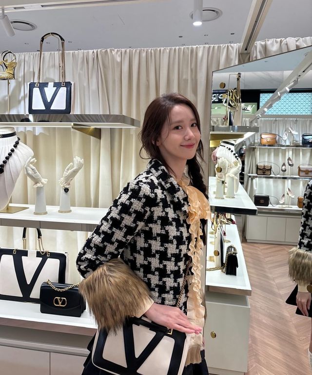 사진출처=윤아SNS