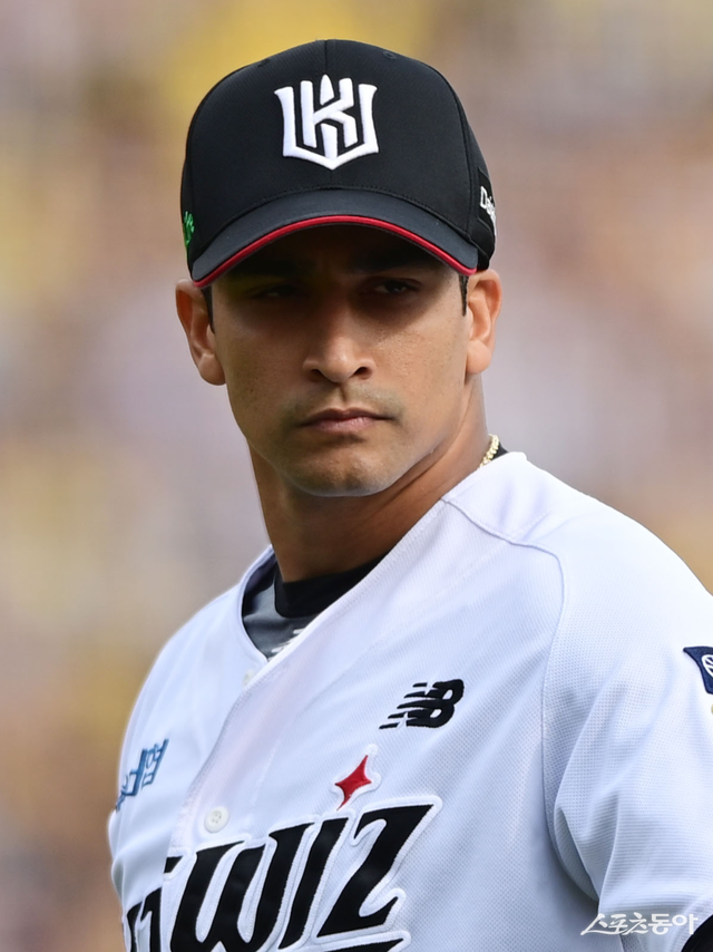 윌7리엄 쿠에바스가 KT와 재계약했다. 스포츠동아DB