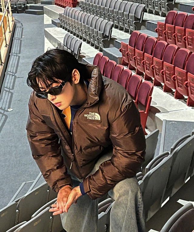 사진출처=차은우sns