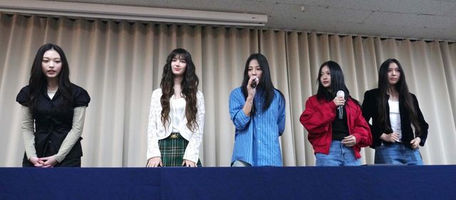 심야기자회견을 통해 소속사 어도어 상대 전속계약 해지를 선언한 바 있던 뉴진스 사진|뉴시스