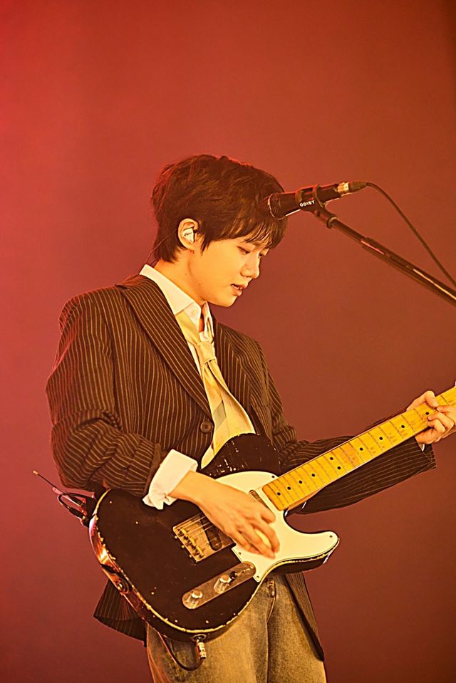 [사진 = 웨이크원 제공]