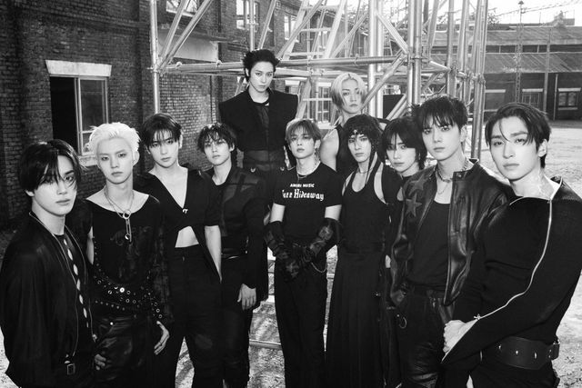 더보이즈를 더보이즈라 못 부를 수도 있던 위기는 종료됐다. 더보이즈의 전 소속사와 현 소속사간 상표권 사용 협상이 5일 심야 회동을 통해 극적 타결됐다.