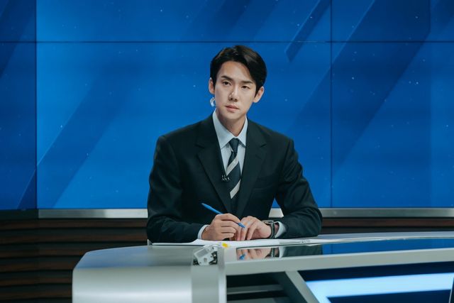 유연석 전성시대가 이렇게 열린다. 치열한 안방극장 쟁탈전 속에서 가장 빛나는 활약을 펼치고 있는 배우 유연석. 그의 또다른 전성시대를 연 드라마는 MBC ‘지금 거신 전화는’이다. 사진제공｜킹콩by스타쉽