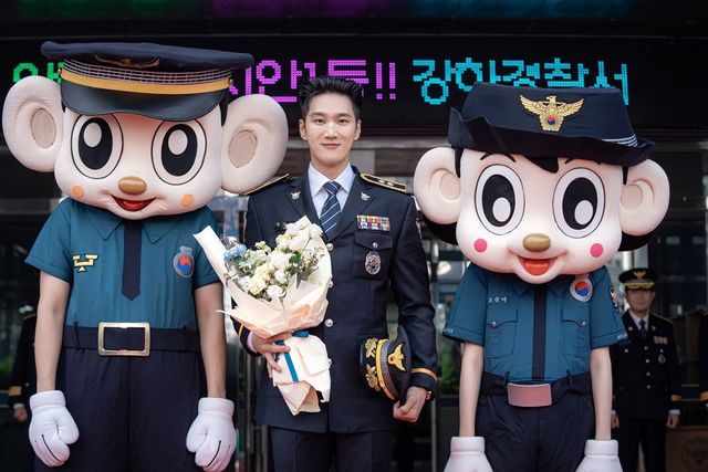 초반 부진했던 ‘재벌X형사’…뒤늦게 이례적 돌풍, 왜? 초반 부진했던 ‘재벌X형사’…뒤늦게 이례적 돌풍, 왜?