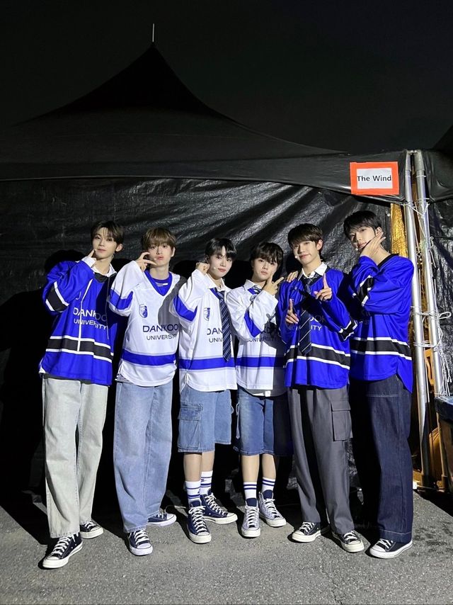 [사진 = 위드어스엔터테인먼트 제공]