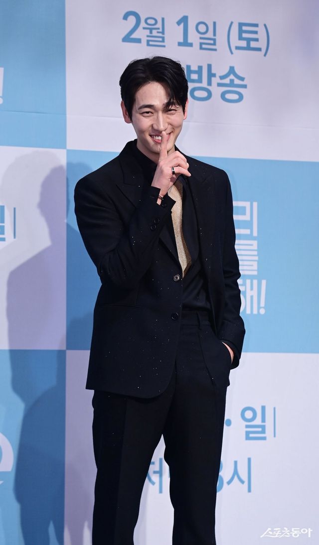 배우 윤박이 22일 서울 구로구 신도림동 라마다서울신도림호텔에서 열린 KBS 2TV ‘독수리 5형제를 부탁해!’ 제작발표회에 참석해 포즈를 취하고 있다. 주현희 기자 teth1147@donga.com