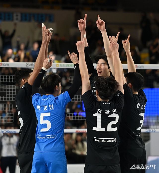 현대캐피탈이 신바람 나는 연승행진을 거듭하고 있다. 스포츠동아DB