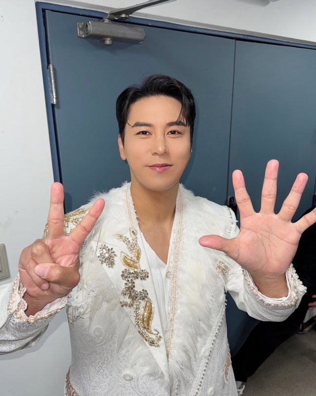 사진=장민호 공식 트위터