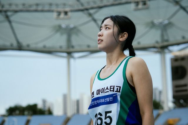 사진 출처 : 〈내일의 민재〉 영문 포스터, 스틸