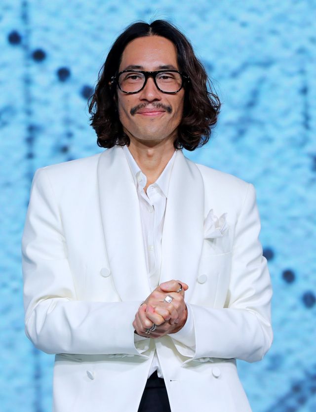 [서울=뉴시스] 김혜진 기자 = 배우 류승범이 14일 오전 서울 종로구 JW메리어트 동대문에서 열린 넷플릭스 영화 ‘굿뉴스’(감독 변성현) 제작보고회에서 포즈를 취하고 있다. 2025.10.14. jini@newsis.com